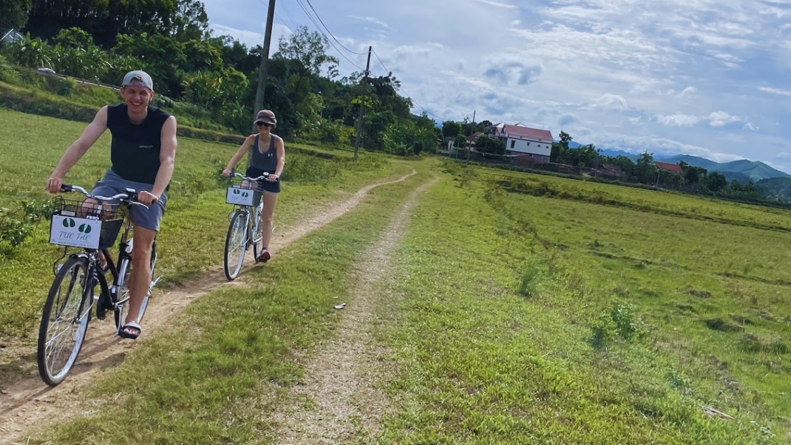 Đạp Xe Ngắm Hoàng Hôn Phong Nha